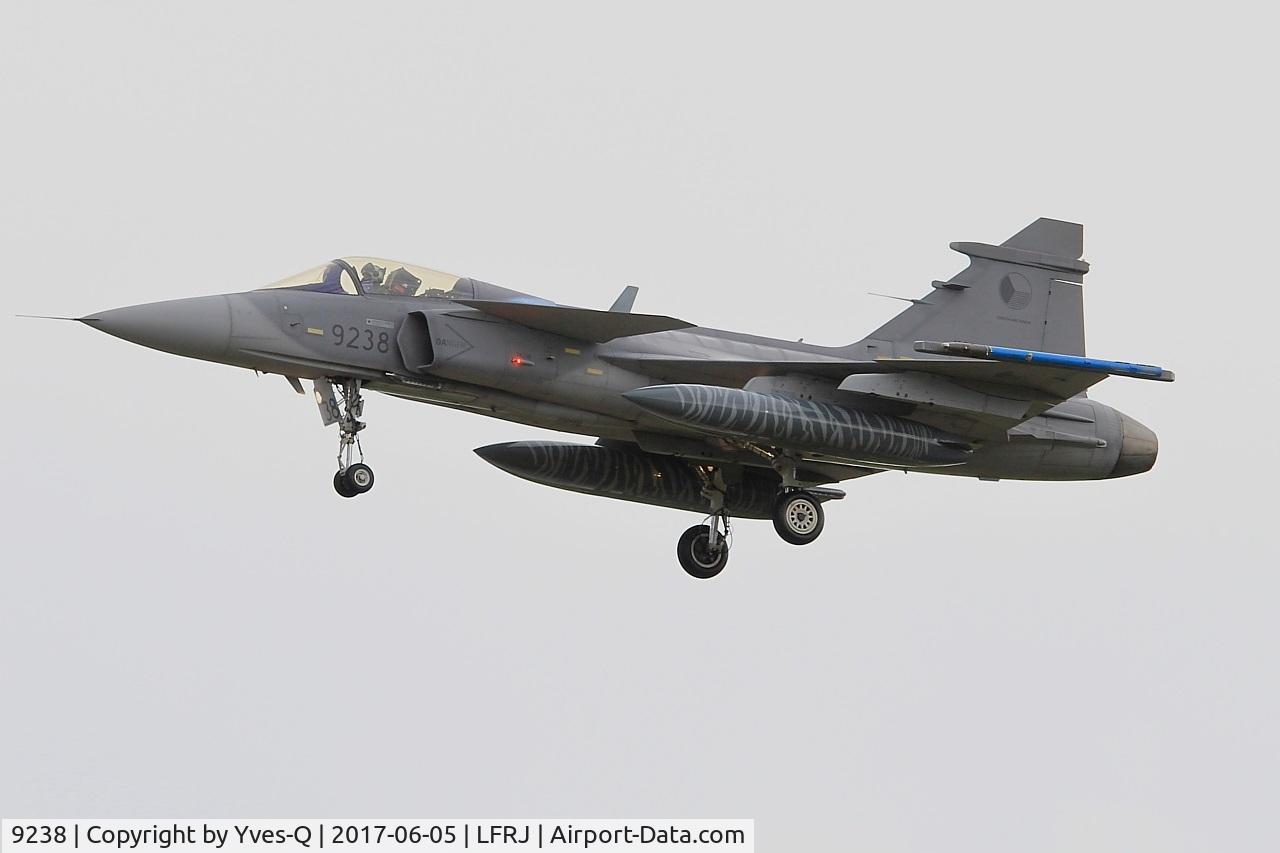 9238, Saab JAS-39C Gripen C/N 39238, Saab JAS-39C Gripen, Short approach rwy 26, Landivisiau Naval Air Base (LFRJ) Tiger Meet 2017