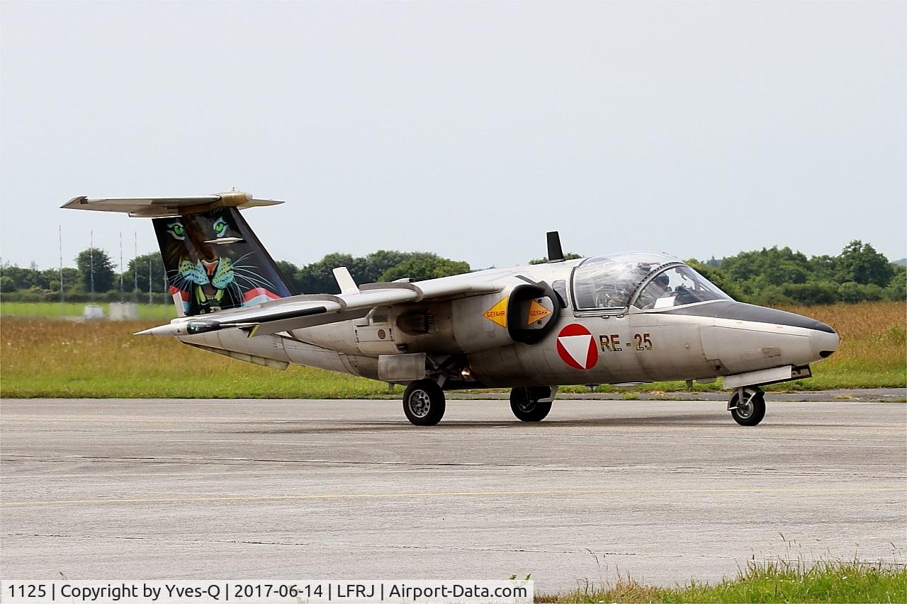 1125, Saab 105OE C/N 105425, Saab 105OE, Taxiing to flight line, Landivisiau Naval Air Base (LFRJ) Tiger Meet 2017