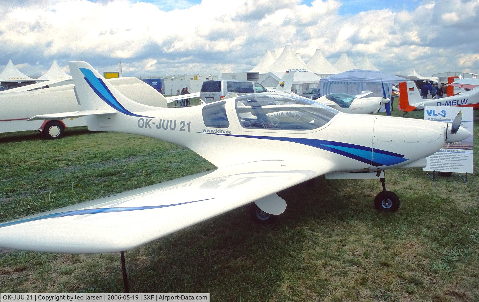 OK-JUU 21, 2004 JMB Aircraft VL-3 Evolution C/N 001, Berlin ILA 19.5.2006