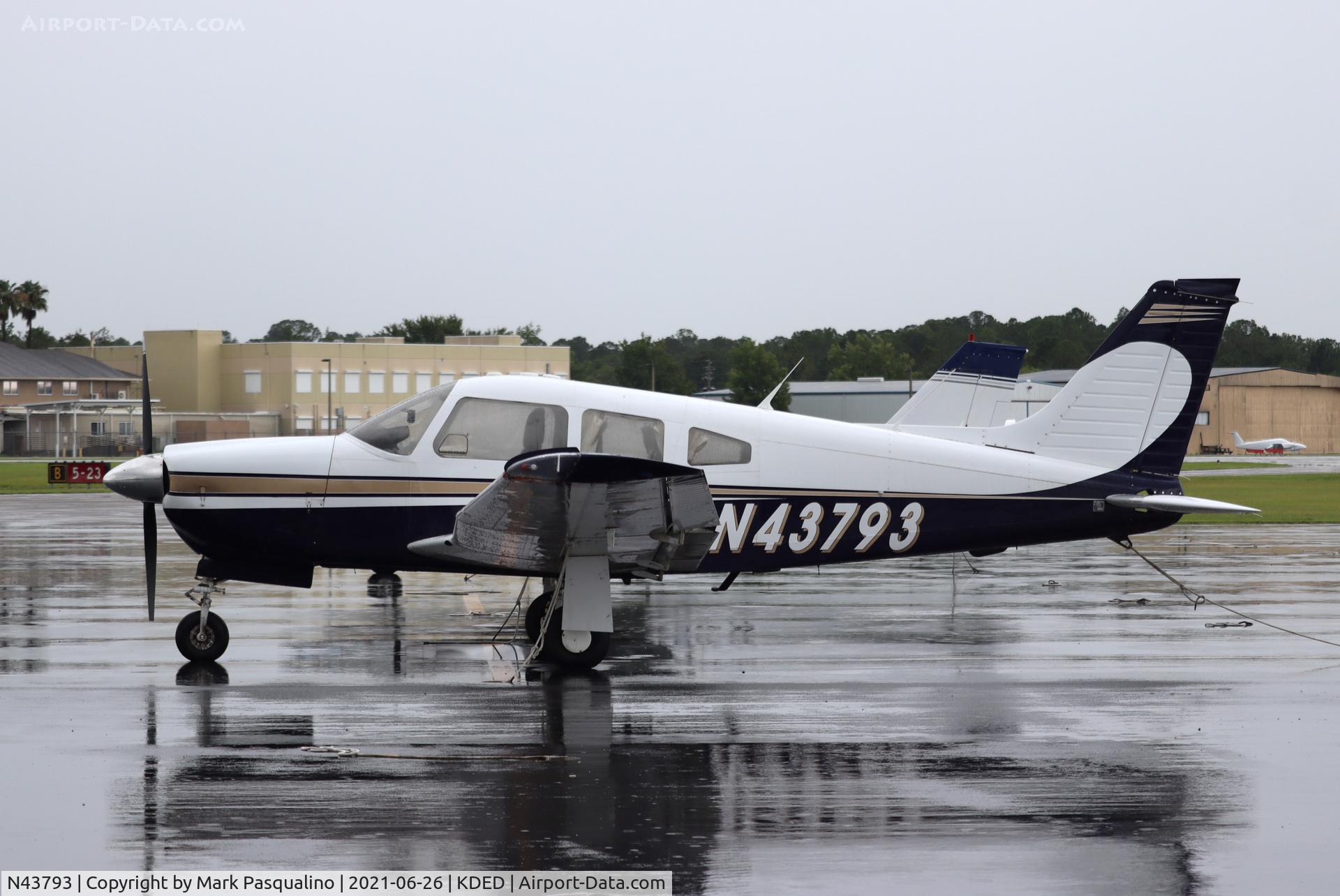 N43793, 1977 Piper PA-28R-201 Cherokee Arrow III C/N 28R-7737135, Piper PA-28R-201