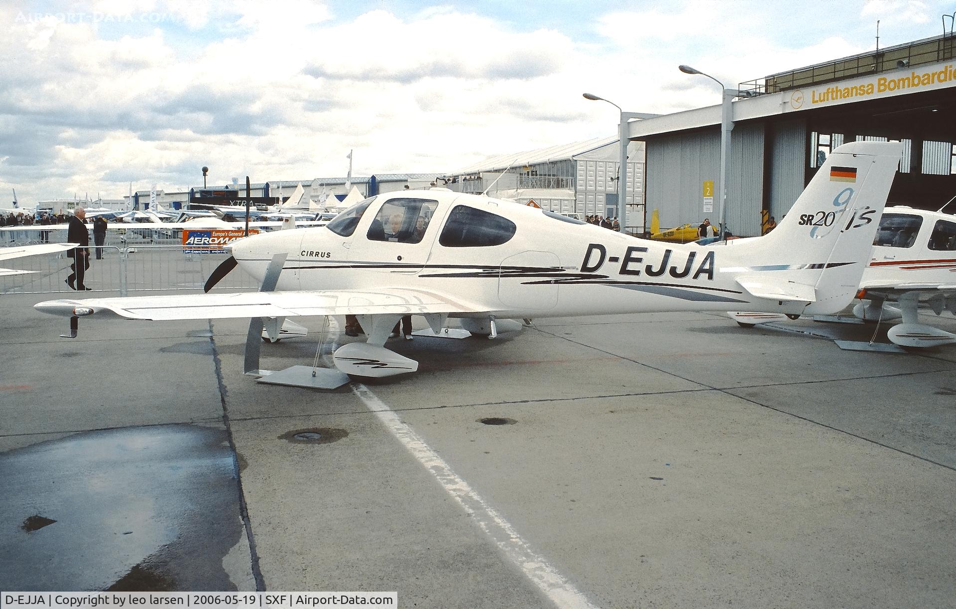 D-EJJA, Cirrus SR20 GTS C/N 1544, Berlin ILA 19.5.2006