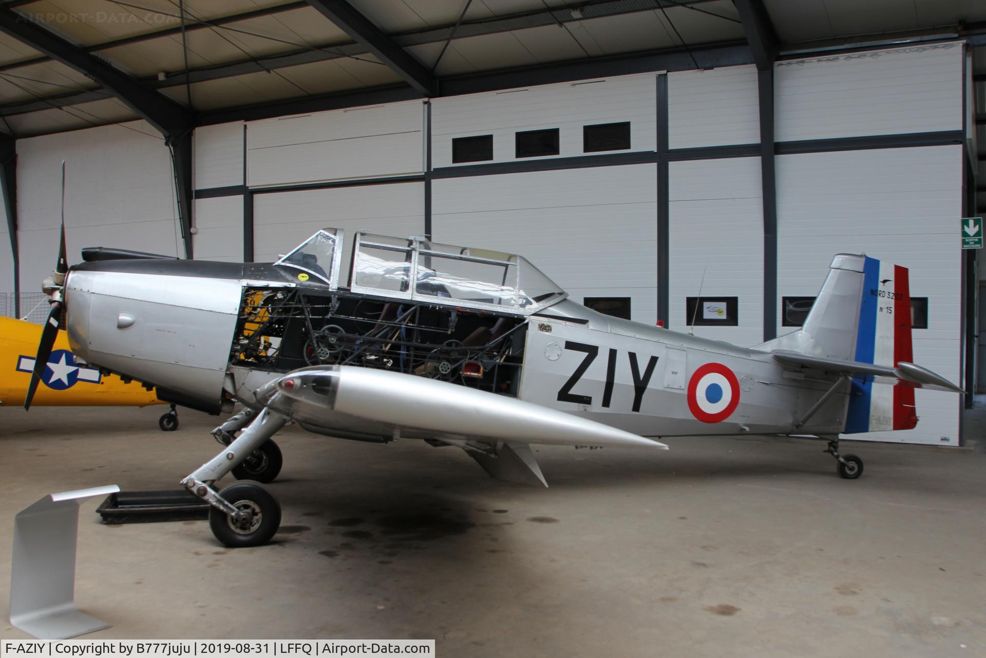 F-AZIY, Nord 3202 Master C/N 15, Stearman Fly-in 2019