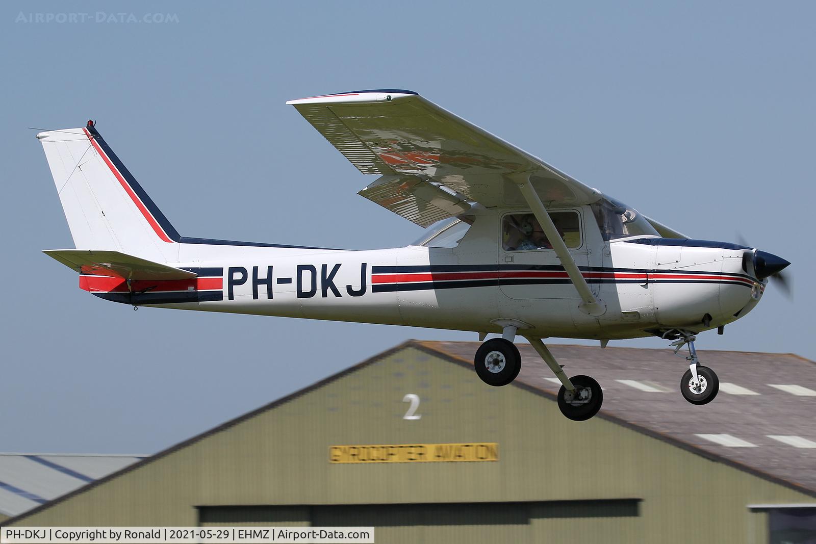 PH-DKJ, Reims F150M C/N 1347, at ehmz