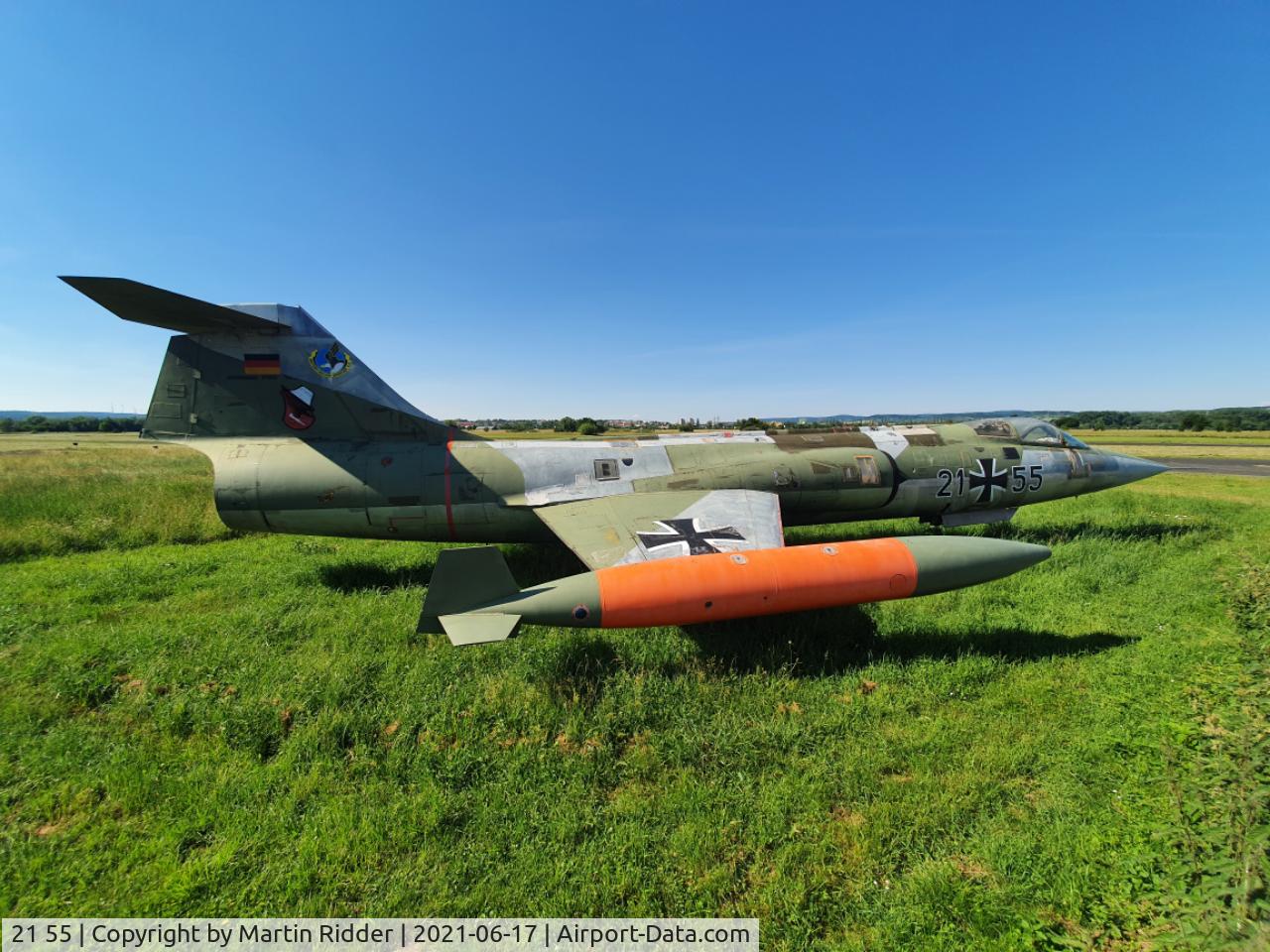 21 55, Lockheed F-104G Starfighter C/N 683-7024, new display position on the field