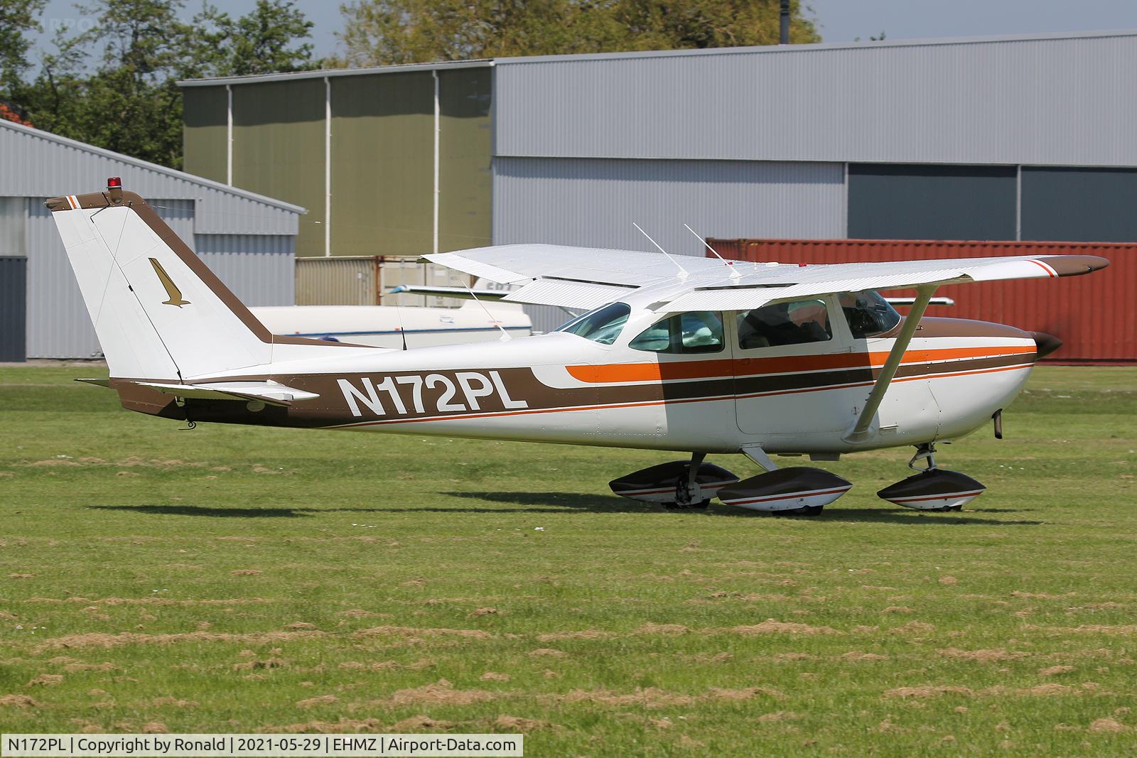 N172PL, 1964 Reims F172E Skyhawk C/N 0055, at ehmz