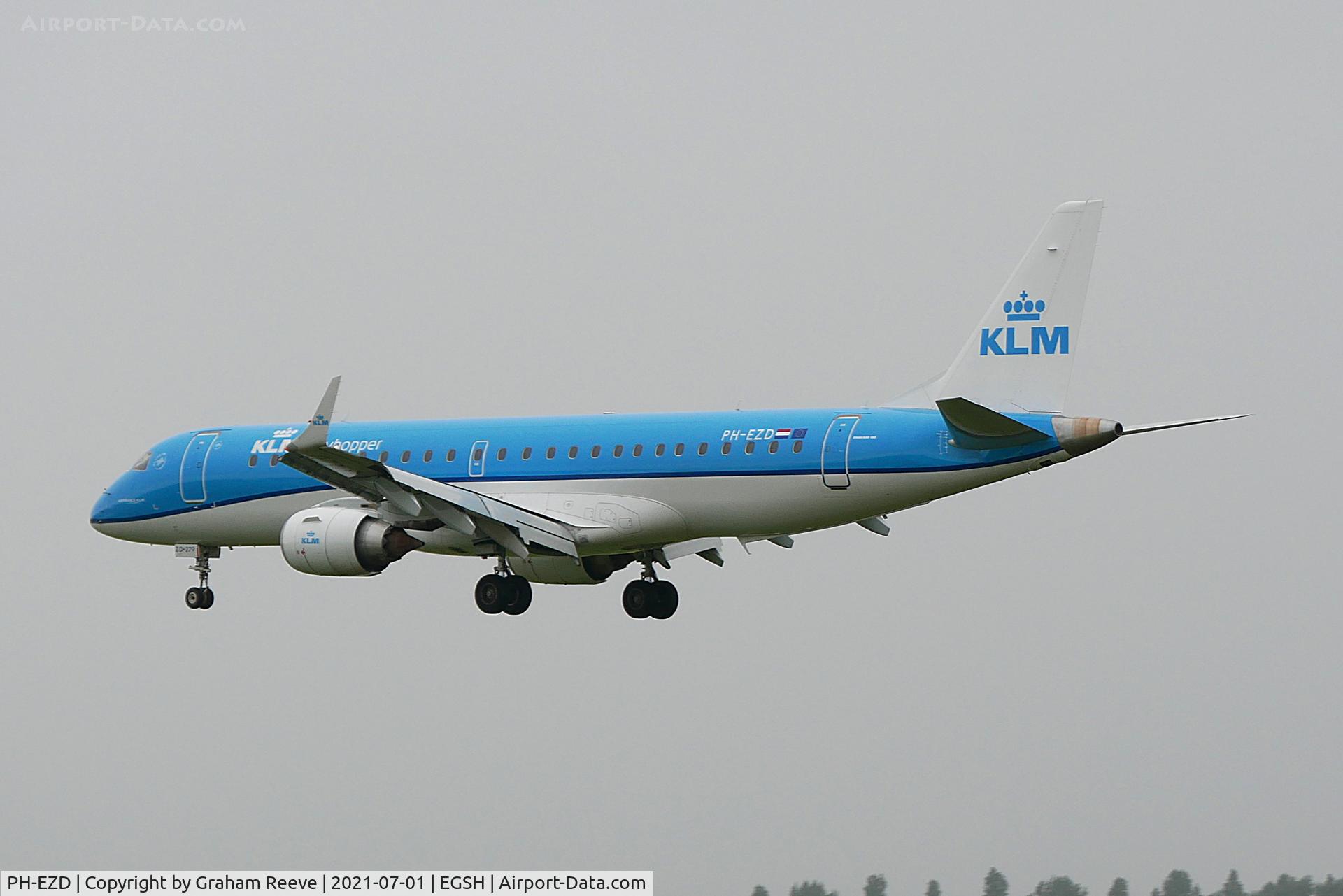PH-EZD, 2009 Embraer 190LR (ERJ-190-100LR) C/N 19000279, Landing at Norwich.