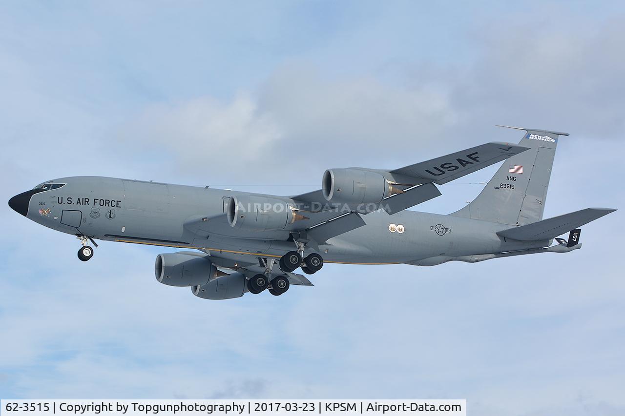 62-3515, 1962 Boeing KC-135R Stratotanker C/N 18498, Back when it was w/the 157th ARW showing off a new tail flash.