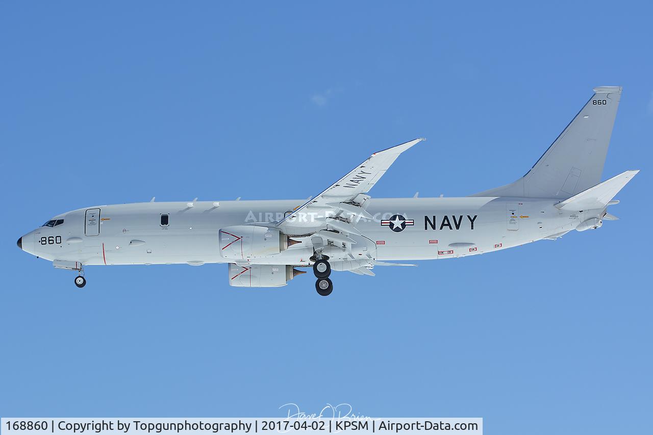 168860, 2015 Boeing P-8A Poseidon C/N 44152, P-8 working the pattern