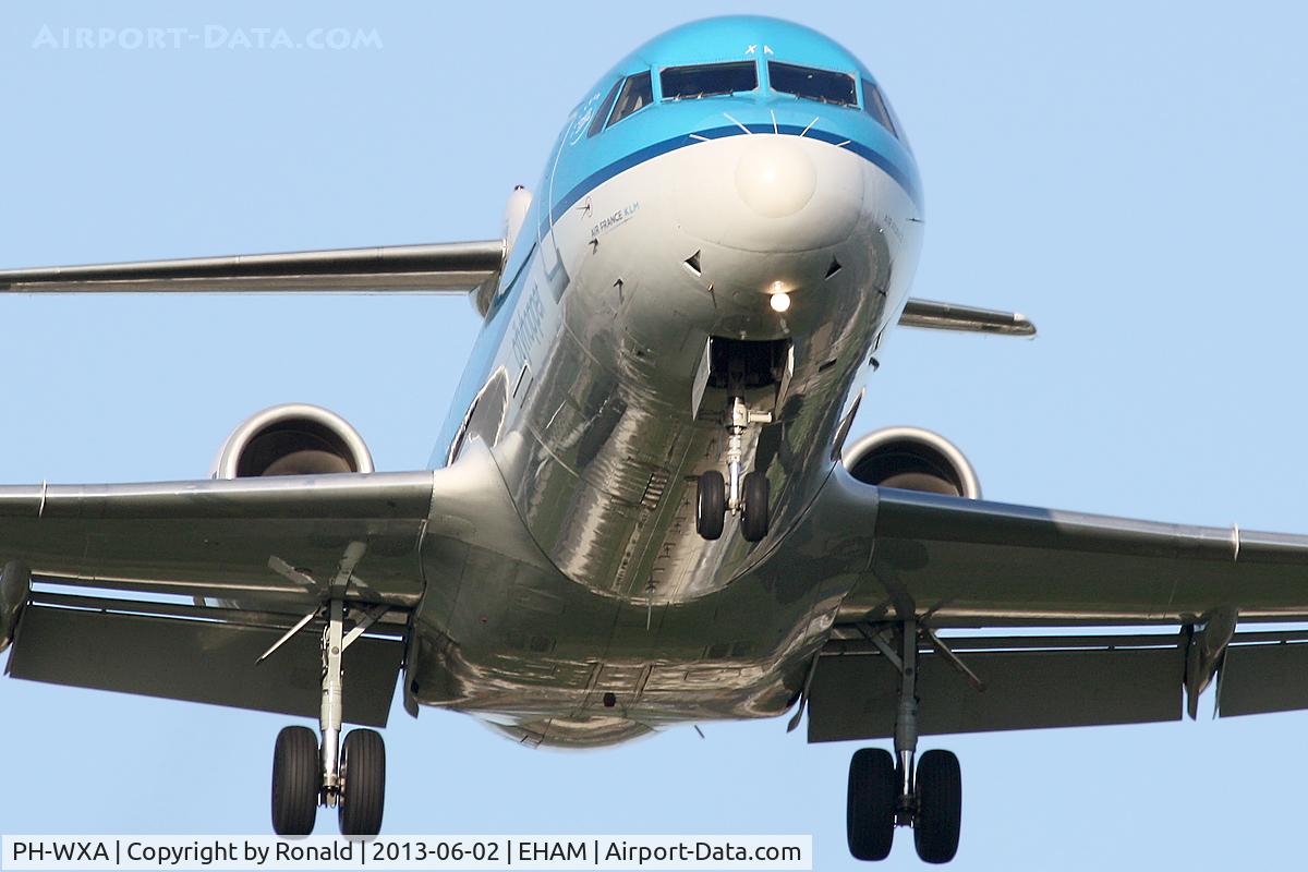 PH-WXA, 1996 Fokker 70 (F-28-0070) C/N 11570, at spl