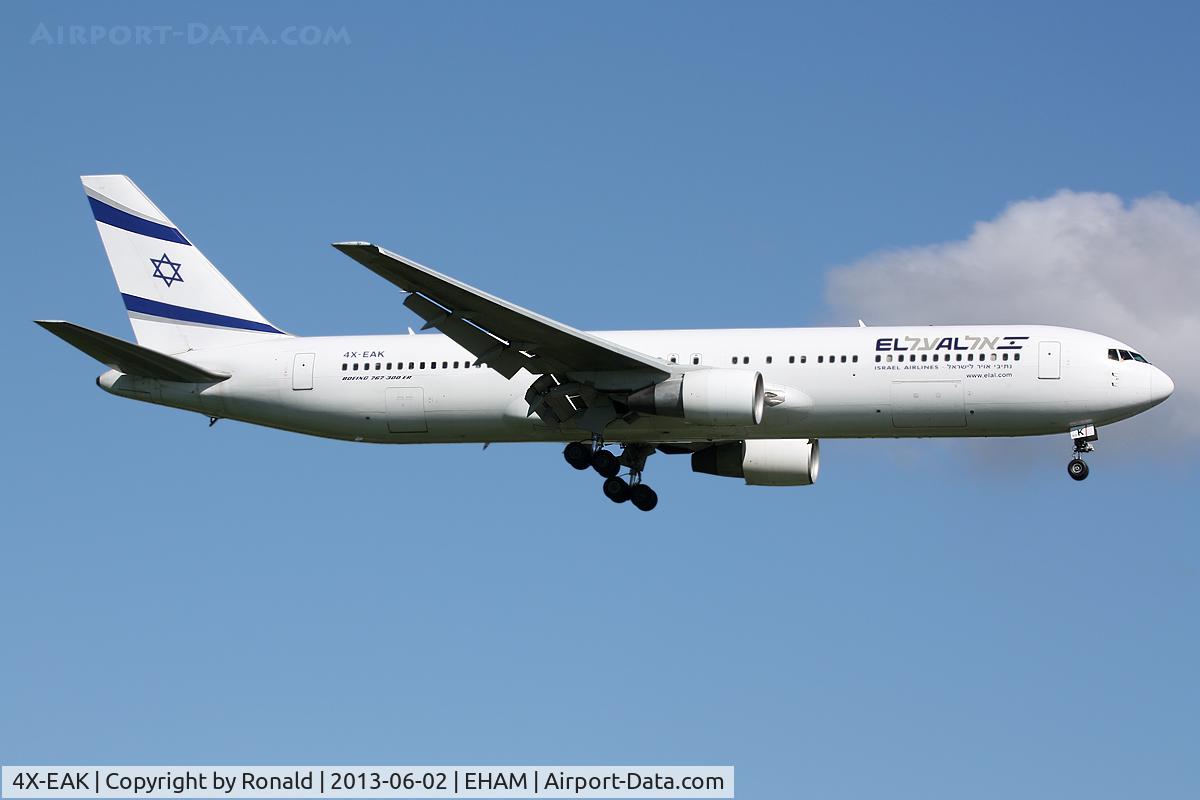 4X-EAK, 1997 Boeing 767-3Q8 C/N 27600, at spl