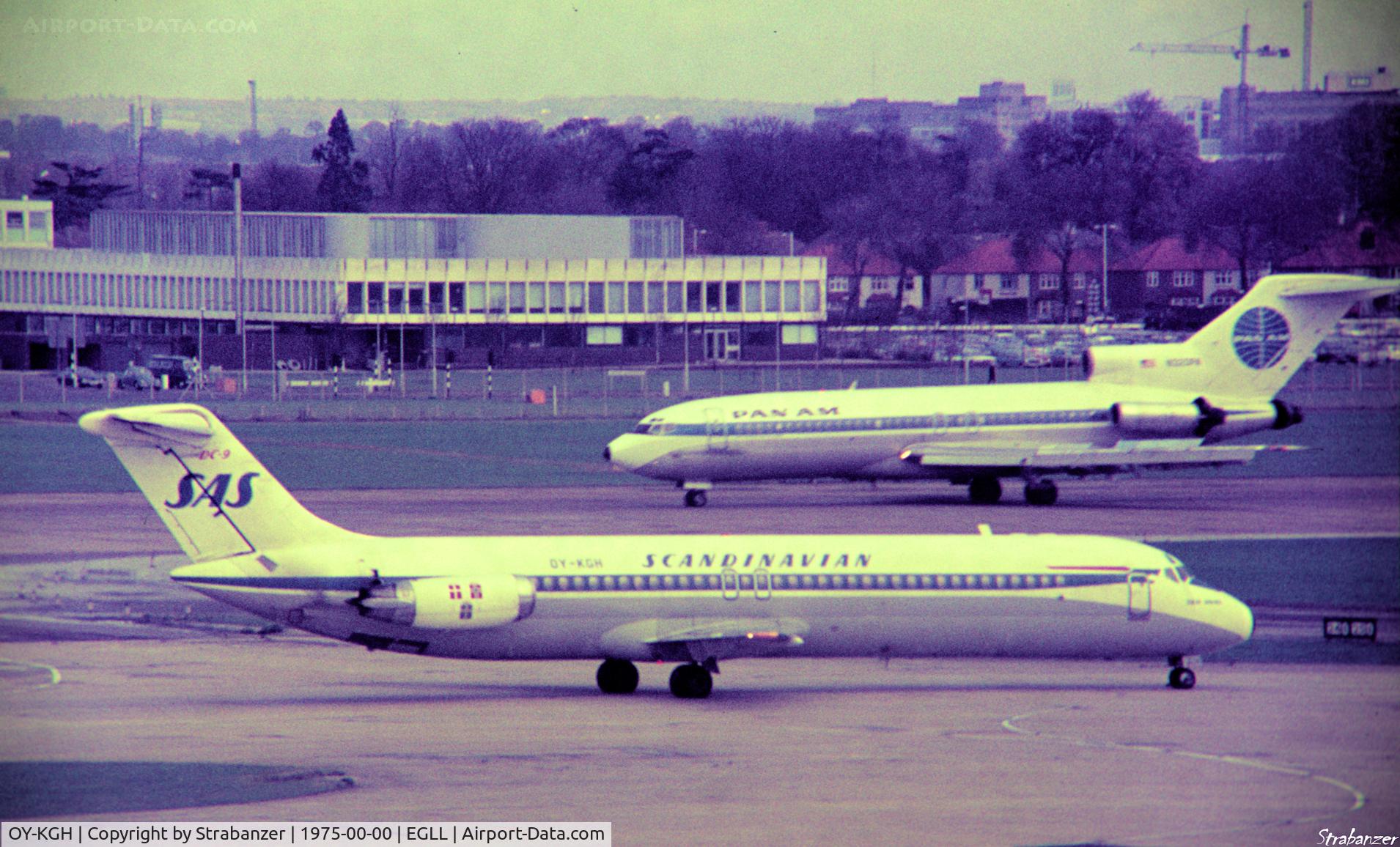 OY-KGH, 1969 Douglas DC-9-41 C/N 47493, Scanned from an old slide of mine.     Sometime 1975
In the background N325PA 