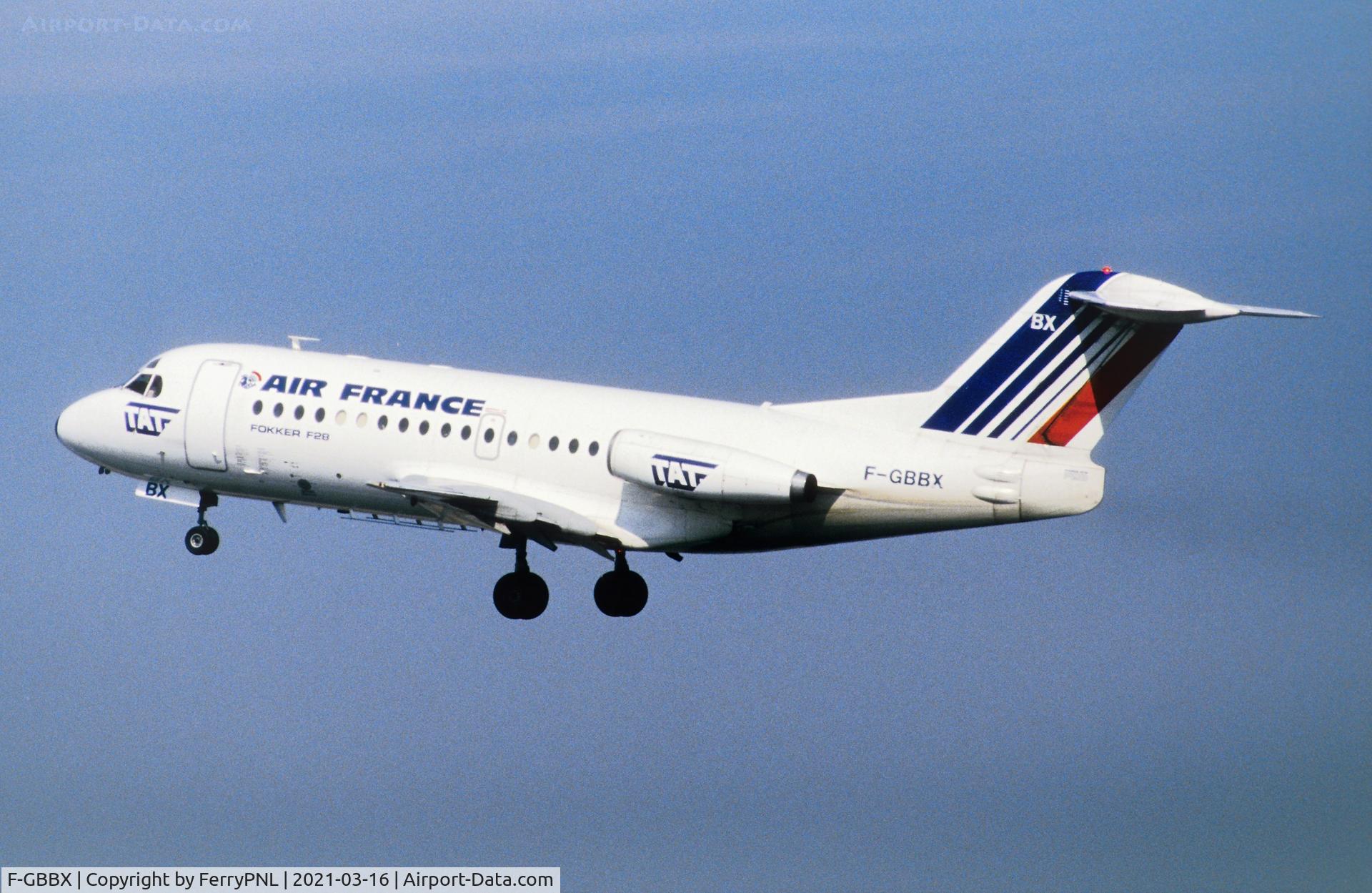 F-GBBX, 1971 Fokker F.28-1000 Fellowship C/N 11027, Air France F28 departing