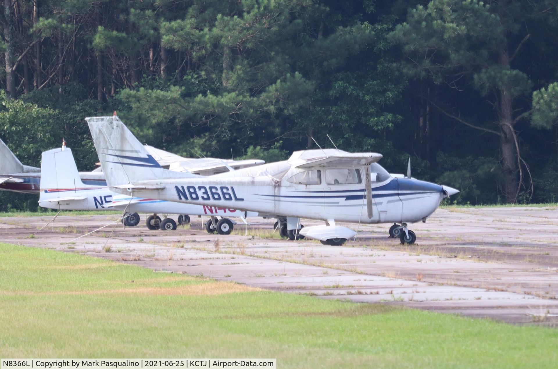 N8366L, 1968 Cessna 172I C/N 17256566, Cessna 172I