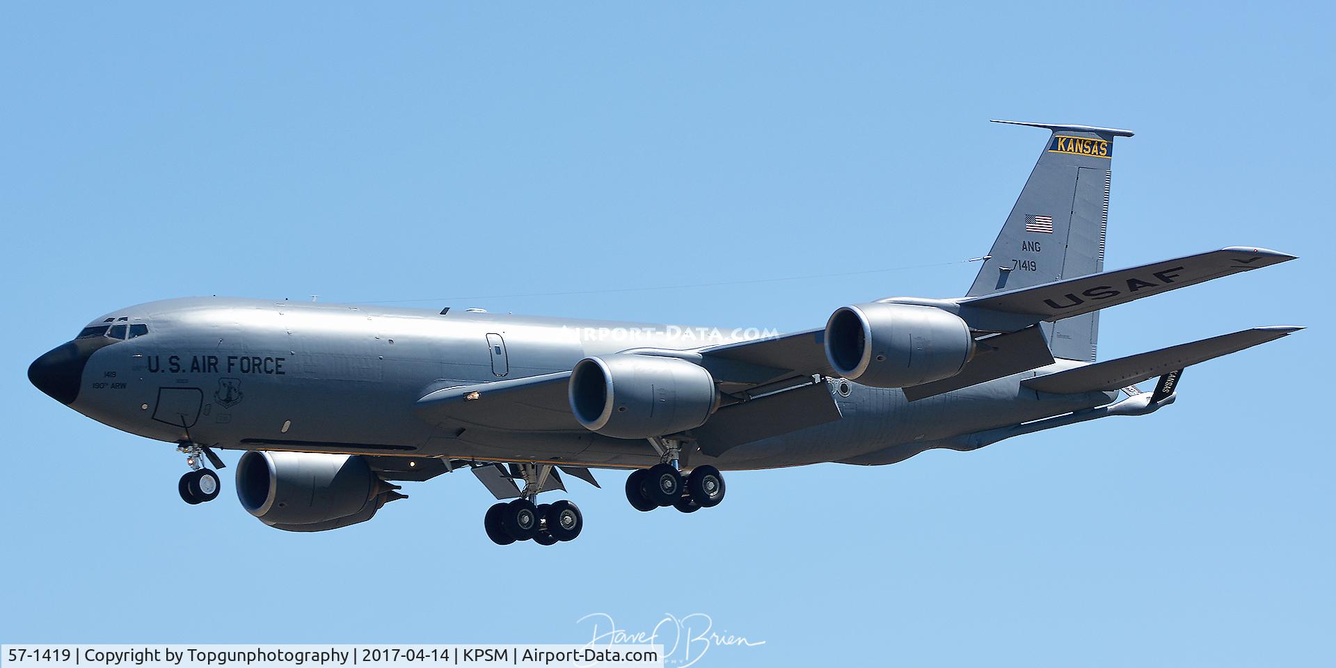57-1419, 1957 Boeing KC-135R Stratotanker C/N 17490, Back when this was with the KS ANG, she came in here to become a 157th ARW jet. She was the last KC-135R to leave Pease on 3/24/19 for Phoenix AZ before the 157th ARW switched to KC-46A's