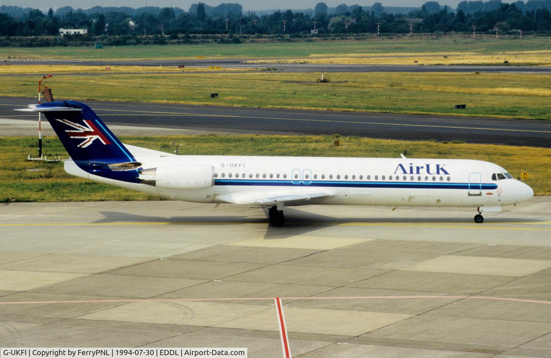 G-UKFI, 1989 Fokker 100 (F-28-0100) C/N 11279, Air UK Fk100 for departure