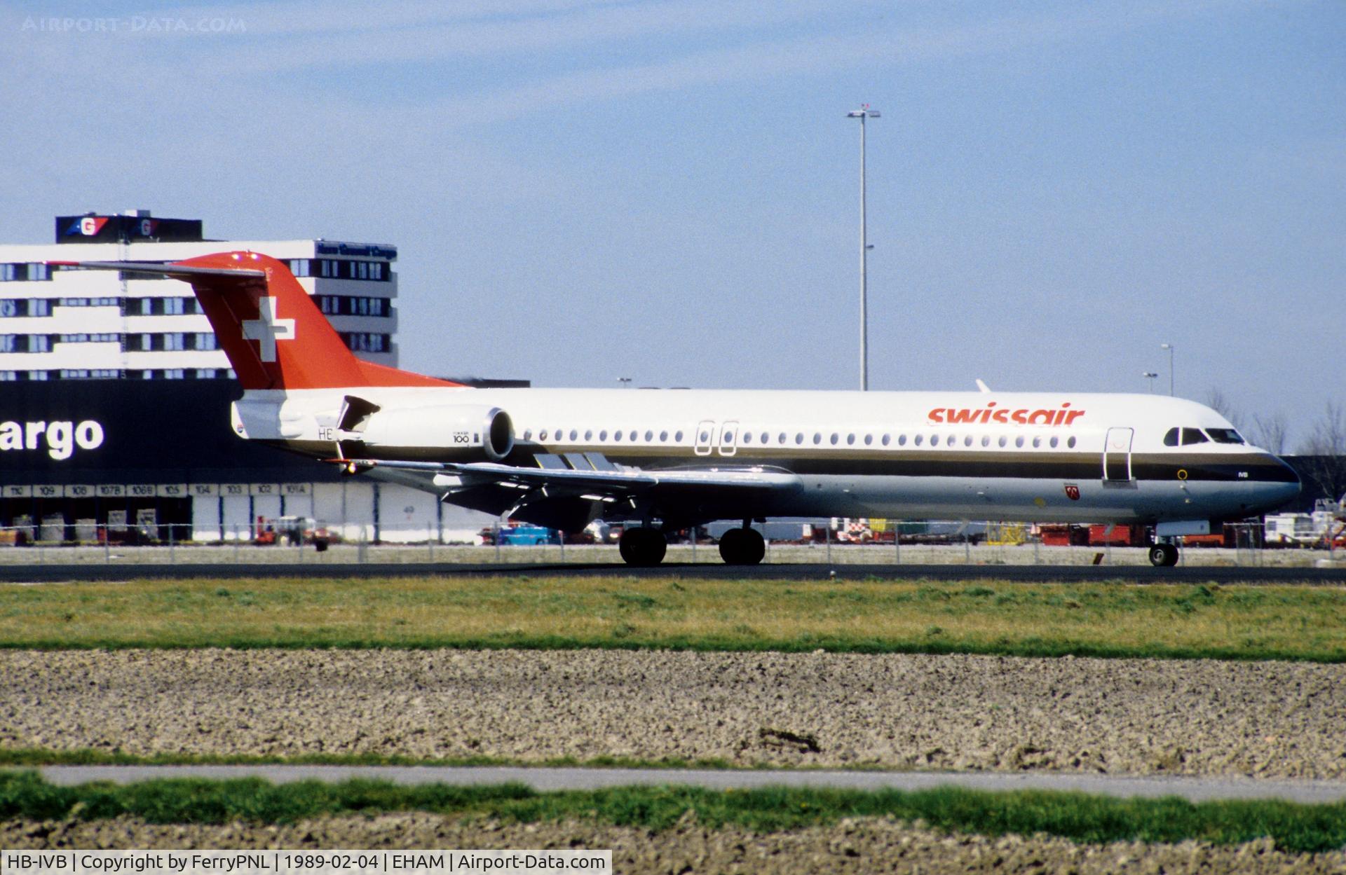 HB-IVB, 1988 Fokker 100 (F-28-0100) C/N 11250, Swissair Fk100 landing
