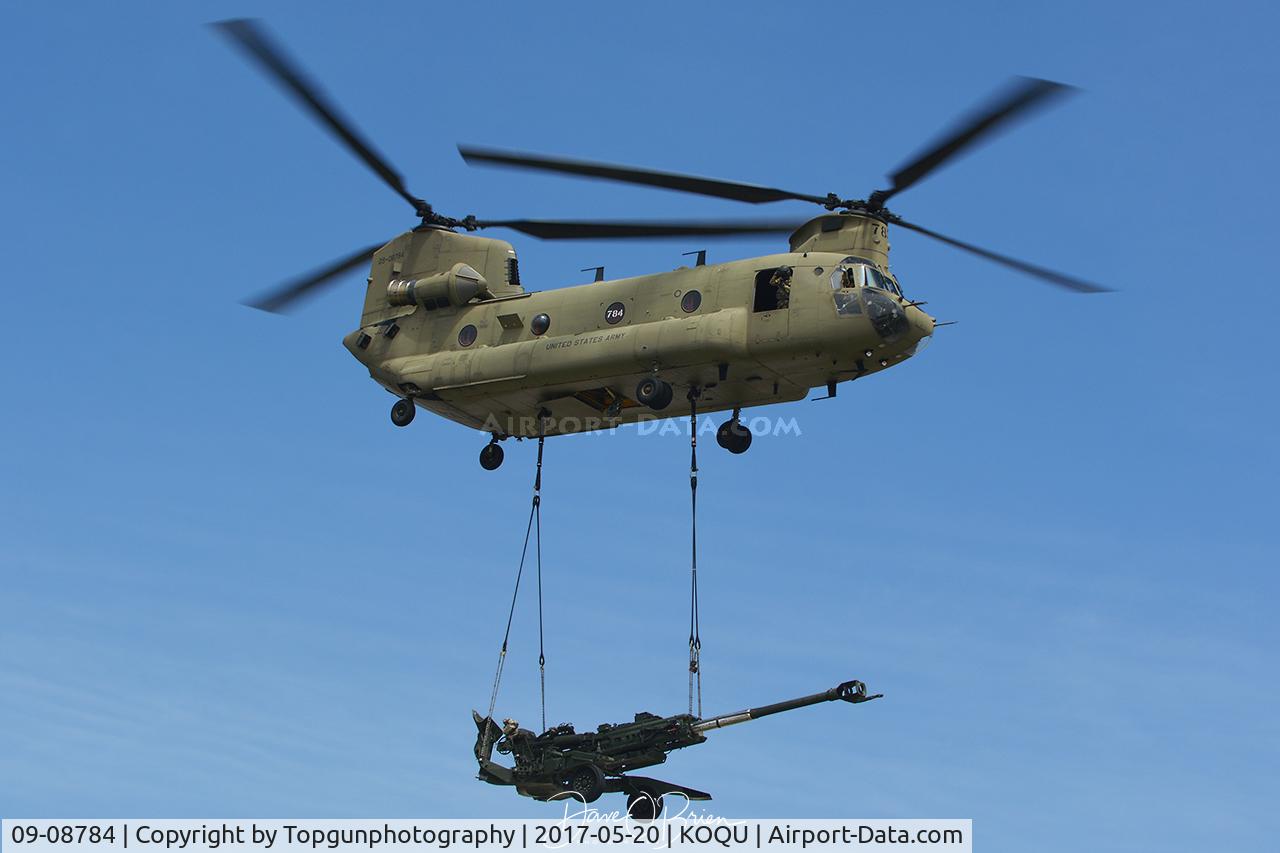 09-08784, Boeing CH-47F Chinook C/N M.8784, Chinook bringing in the big guns