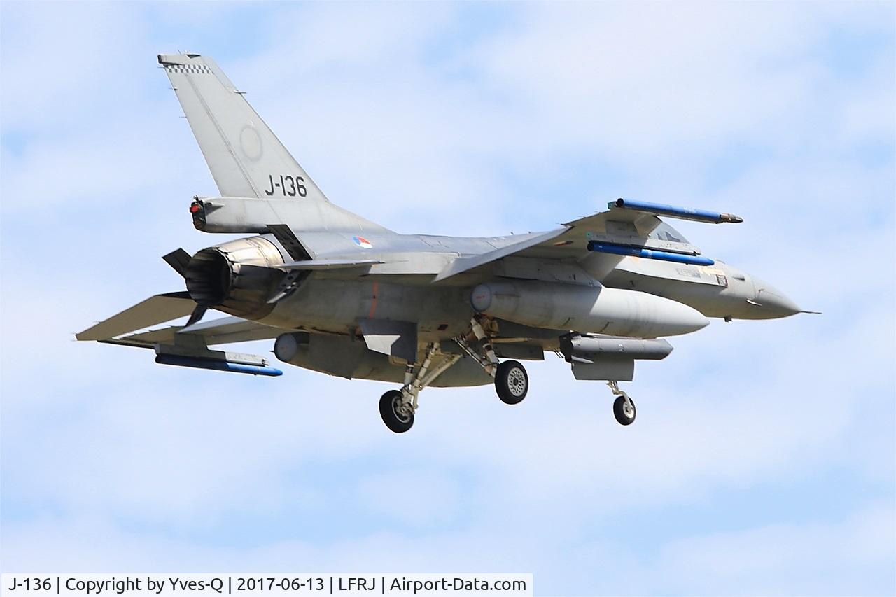 J-136, Fokker F-16AM Fighting Falcon C/N 6D-126, Fokker F-16AM Fighting Falcon, On final rwy 08, Landivisiau Naval Air Base (LFRJ) Tiger Meet 2017