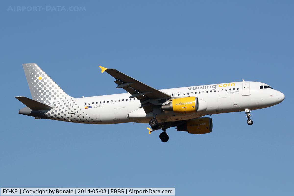 EC-KFI, 2007 Airbus A320-216 C/N 3174, at bru