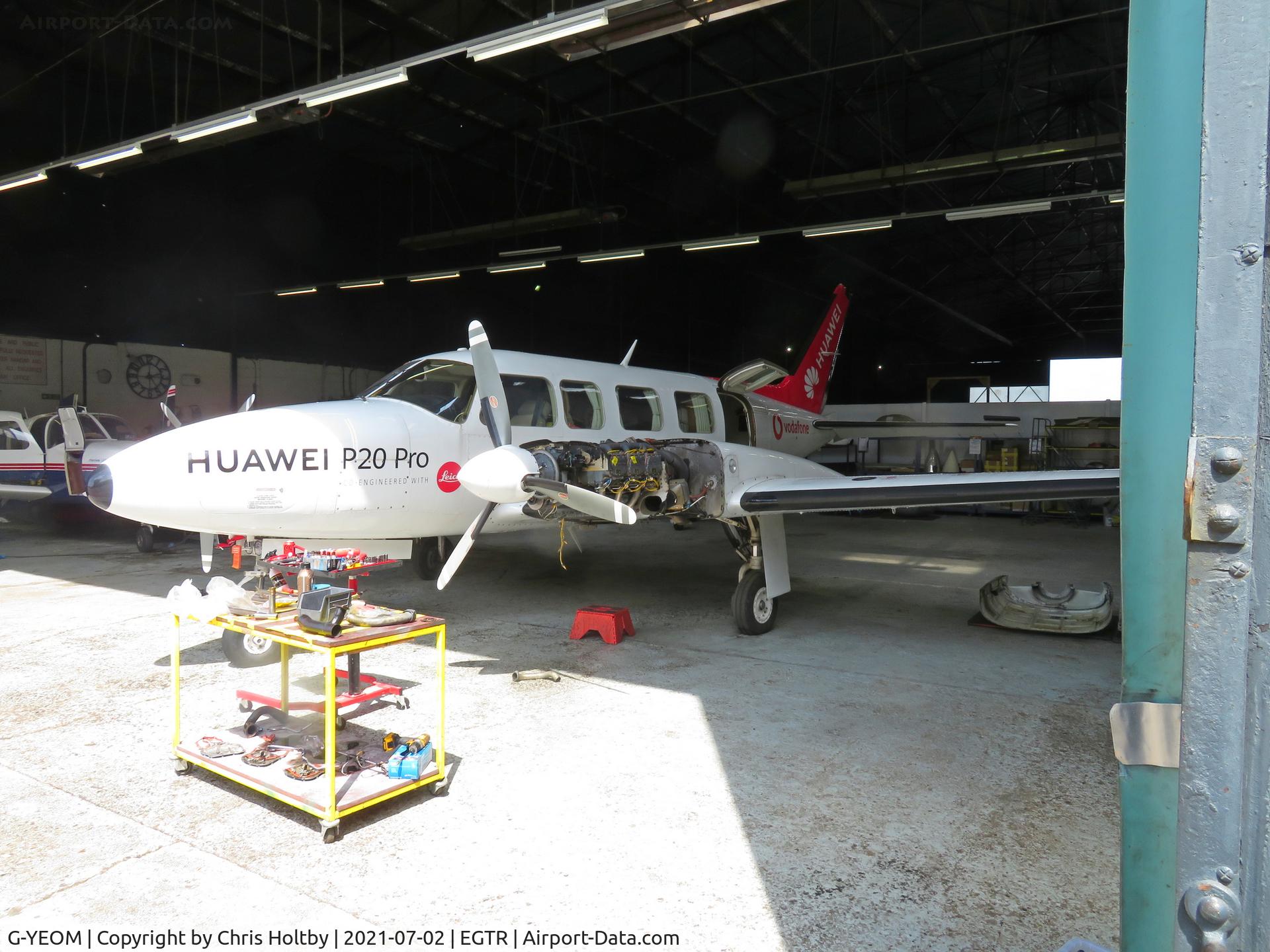 G-YEOM, 1983 Piper PA-31-350 Chieftain C/N 31-8352022, In the maintenance hangar at Elstree