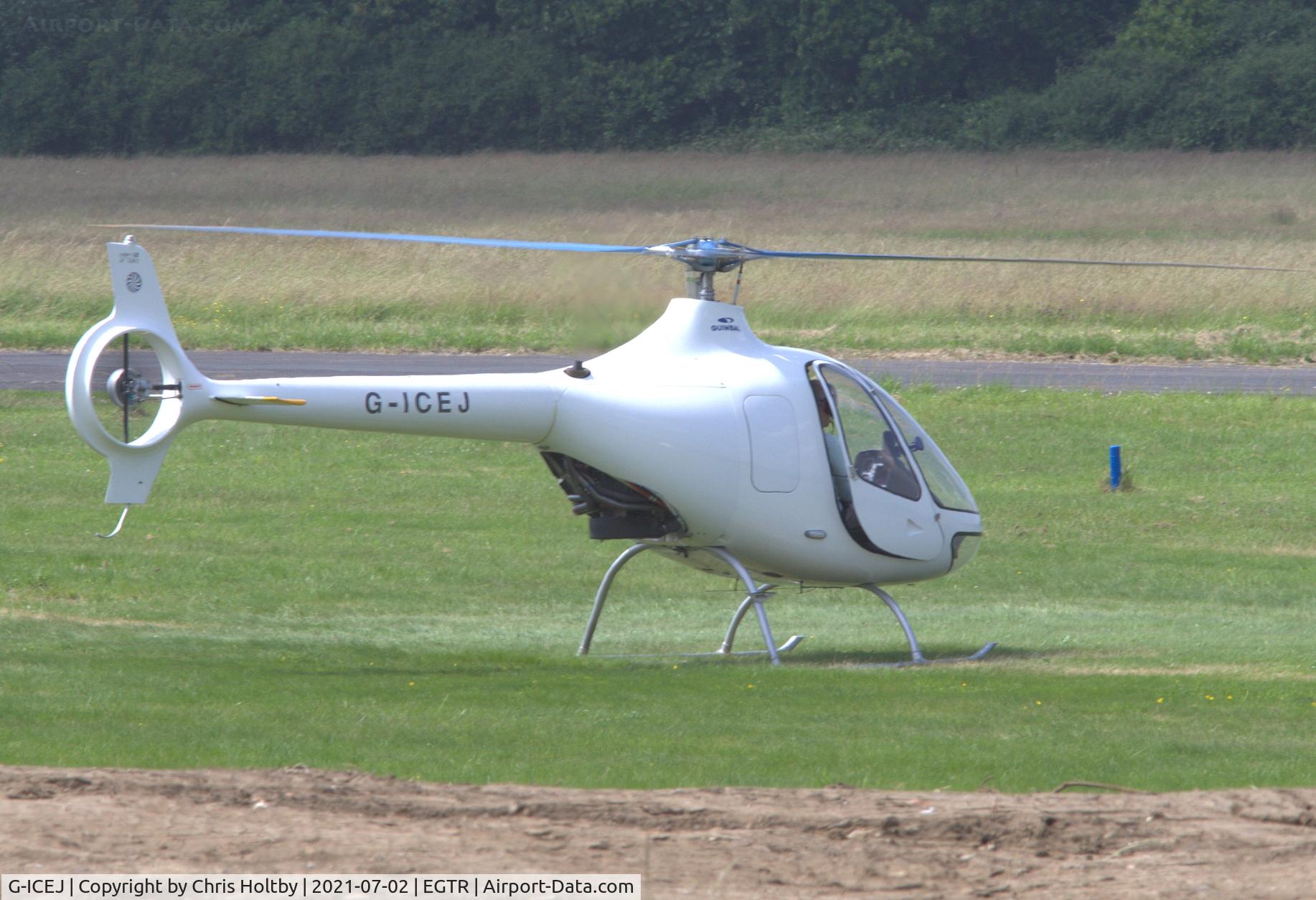 G-ICEJ, 2015 Guimbal Cabri G2 C/N 1097, Awaiting lift-off clearance at Elstree