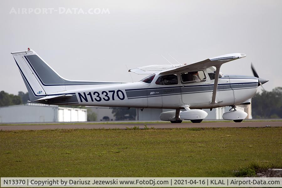 N13370, 1973 Cessna 172M C/N 17262707, Cessna 172M Skyhawk  C/N 17262707, N13370