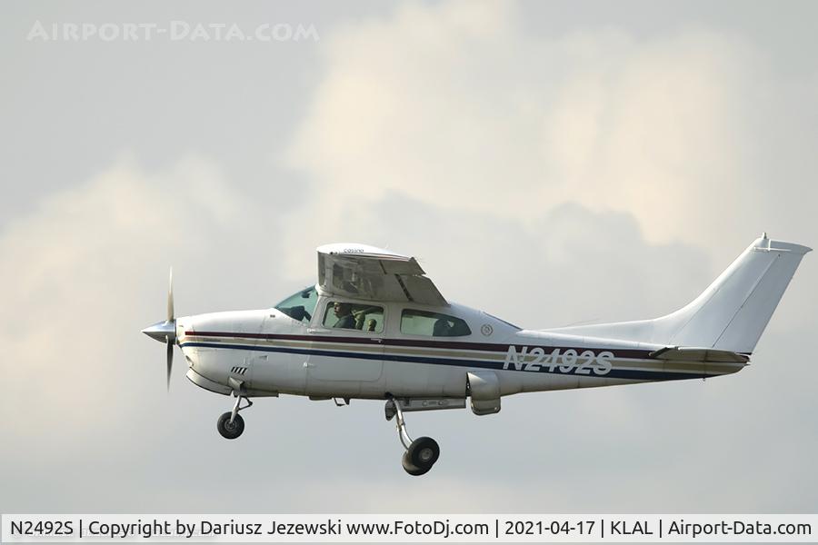 N2492S, 1976 Cessna T210L Turbo Centurion C/N 21061302, Cessna T210L Turbo Centurion  C/N 21061302, N2492S