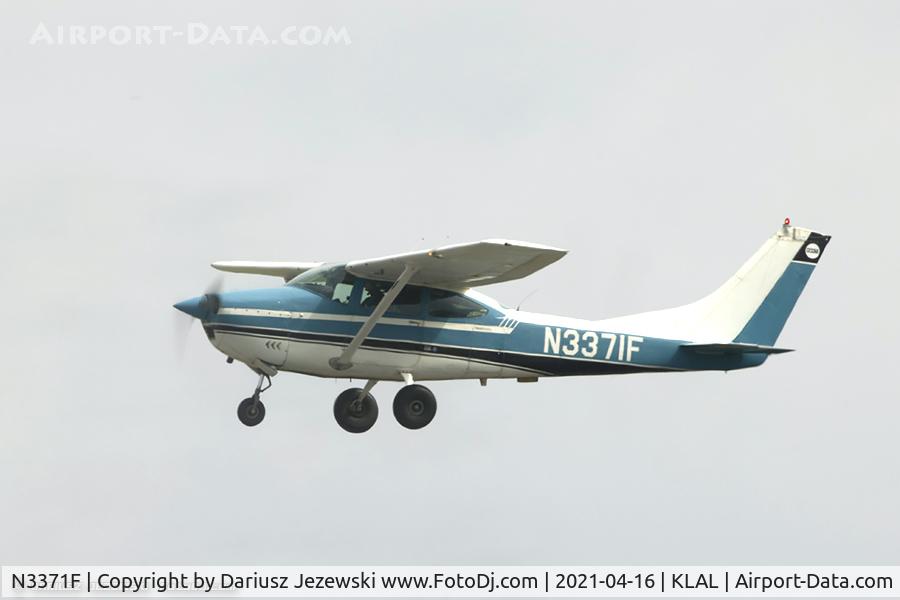 N3371F, 1966 Cessna 182J Skylane C/N 18257371, Cessna 182J Skylane  C/N 18257371, N3371F
