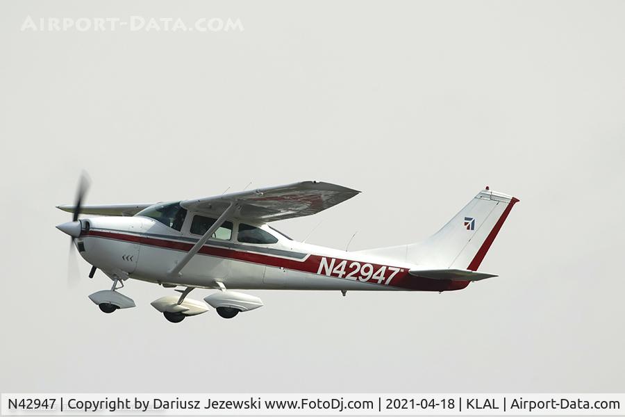 N42947, 1968 Cessna 182L Skylane C/N 18259262, Cessna 182L Skylane  C/N 18259262, N42947