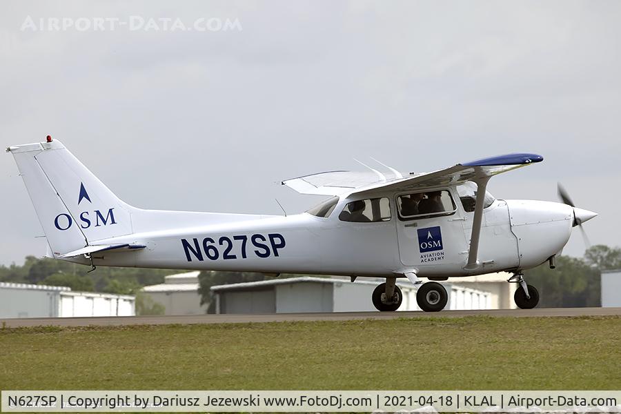 N627SP, 2000 Cessna 172S C/N 172S8621, Cessna 172S Skyhawk  C/N 172S8621, N627SP