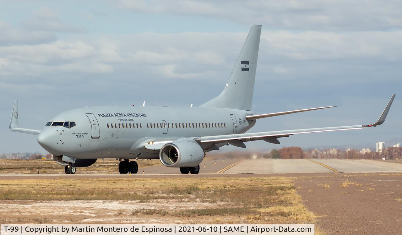 T-99, 2004 Boeing 737-76N C/N 33420, SAME-SABE