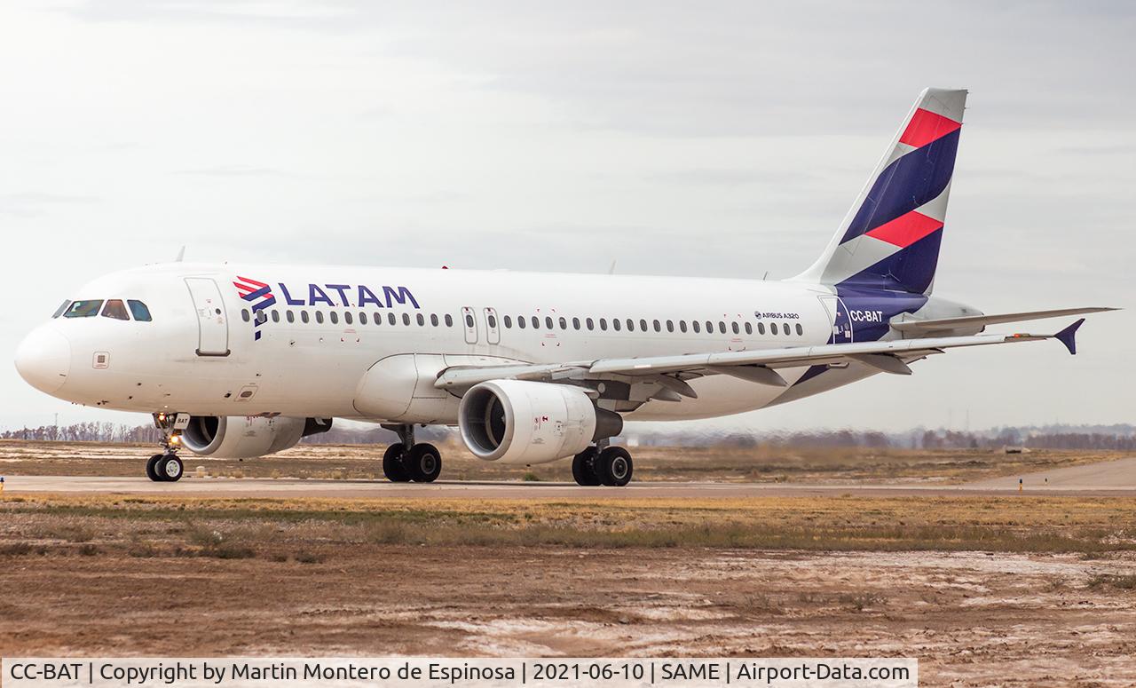 CC-BAT, 2011 Airbus A320-214 C/N 4921, SAME-SCEL