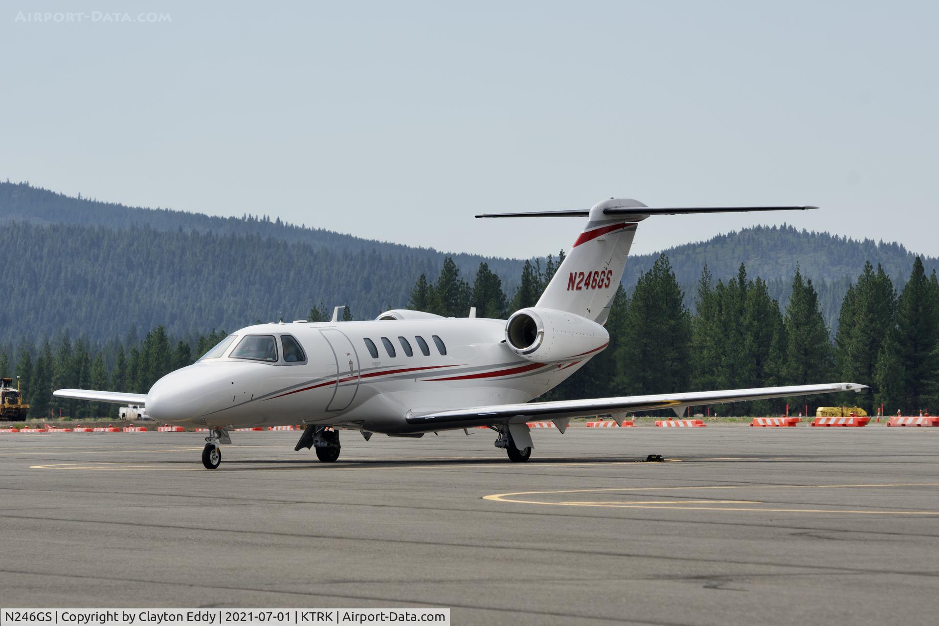 N246GS, 2018 Cessna 525C CitationJet CJ4 CitationJet CJ4 C/N 525C-0275, Truckee airport California 2021.