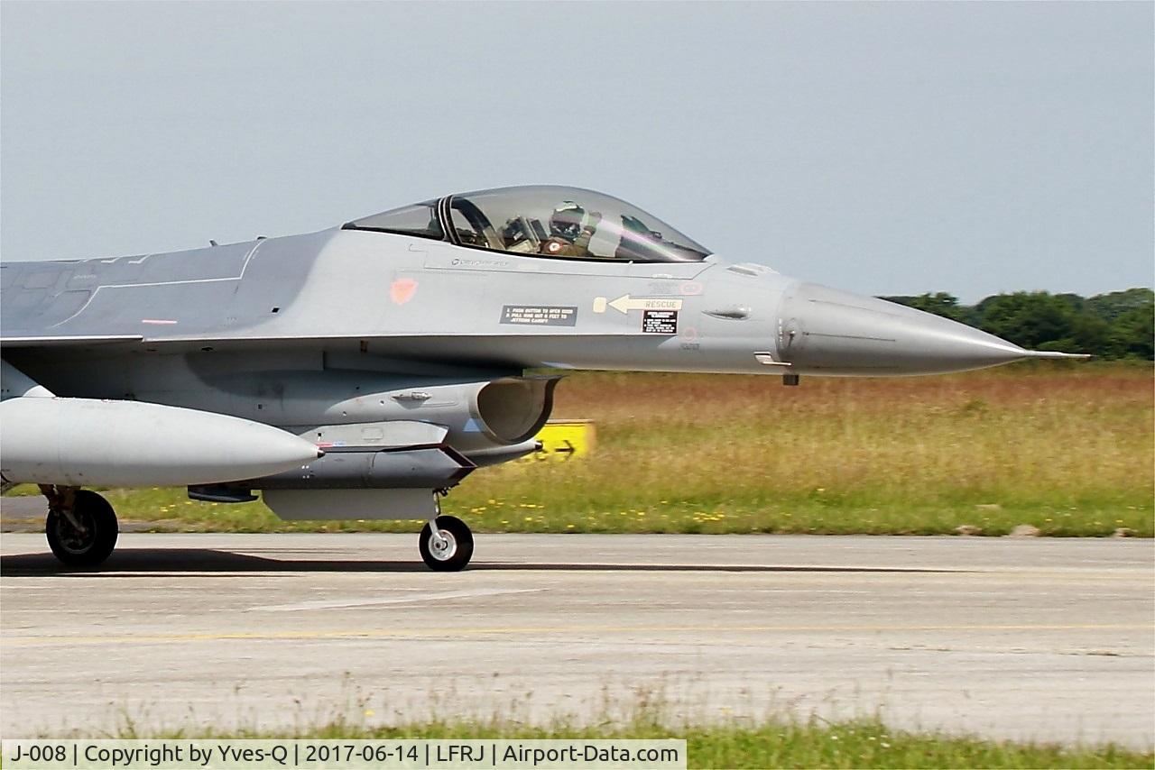 J-008, General Dynamics F-16AM Fighting Falcon C/N 6D-164, General Dynamics F-16AM Fighting Falcon, Taxiing to flight line, Landivisiau Naval Air Base (LFRJ) Tiger Meet 2017