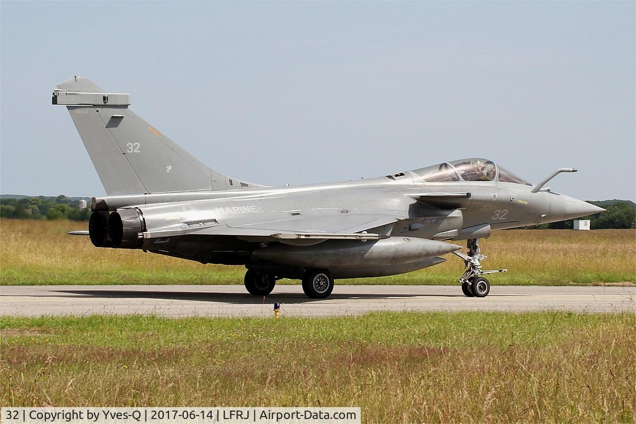 32, Dassault Rafale M C/N 32, Dassault Rafale M, Taxiing to flight line, Landivisiau Naval Air Base (LFRJ) Tiger Meet 2017