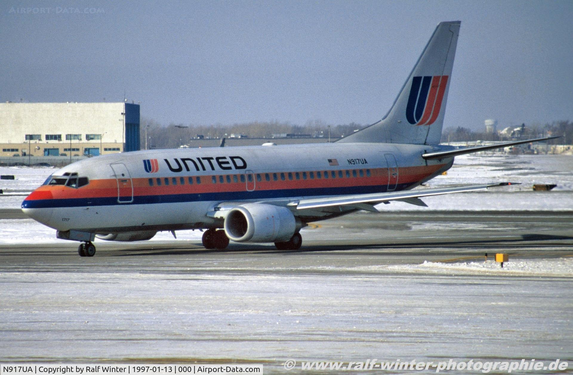 N917UA, 1991 Boeing 737-522 C/N 25384, Boeing 737-522 - UA UAL United Airlines - 25384 - N917UA - 13.01.1997