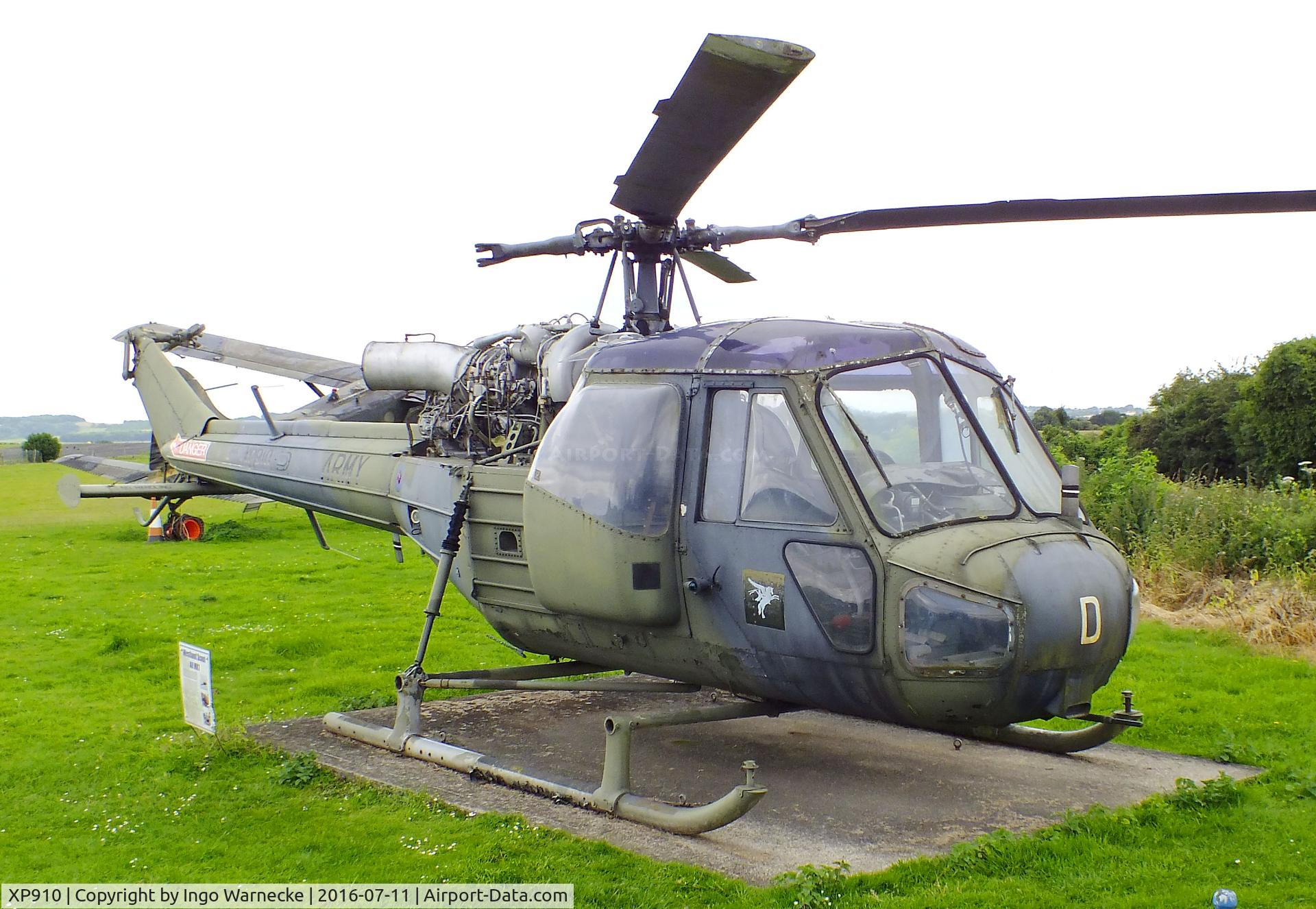XP910, Westland Scout AH.1 C/N F9511, Westland Scout AH1 at the Museum of Army Flying, Middle Wallop