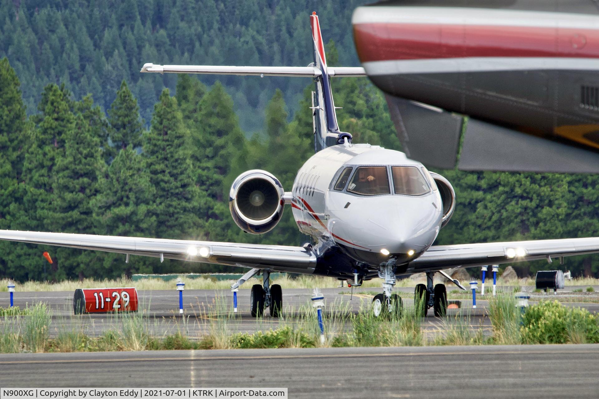 N900XG, 2008 Hawker Beechcraft 900XP C/N HA-0072, Truckee airport California 2021.