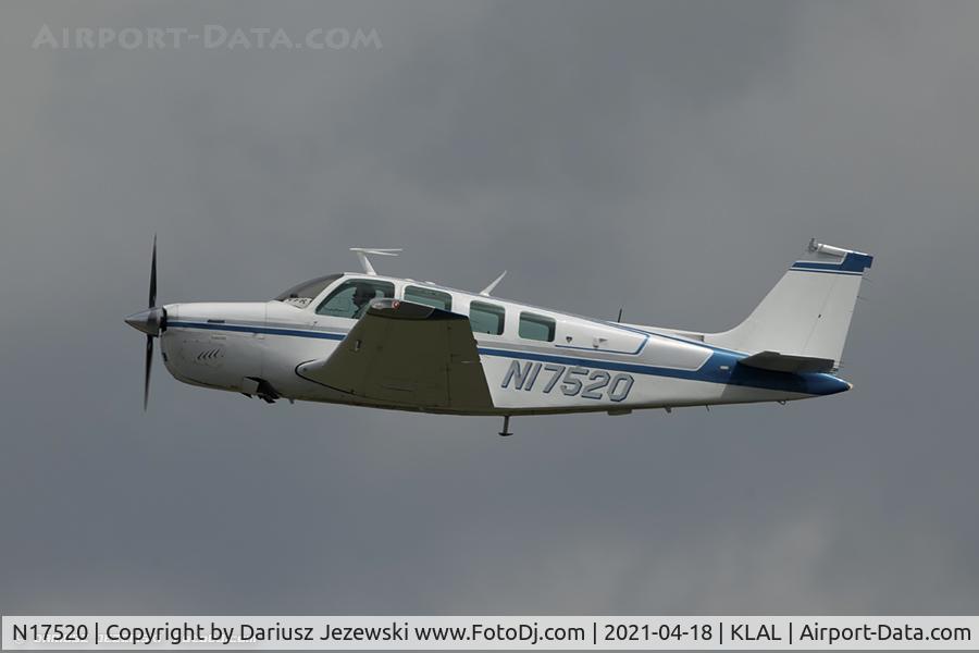 N17520, 1976 Beech A36 Bonanza 36 C/N E-974, Beech A36 Bonanza  C/N E-974, N17520