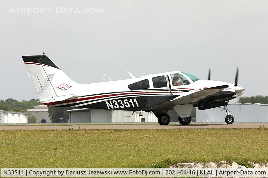 N33511, 1964 Beech 95-B55 Baron C/N TC-800, Beech 95-B55 Baron  C/N TC-800, N33511