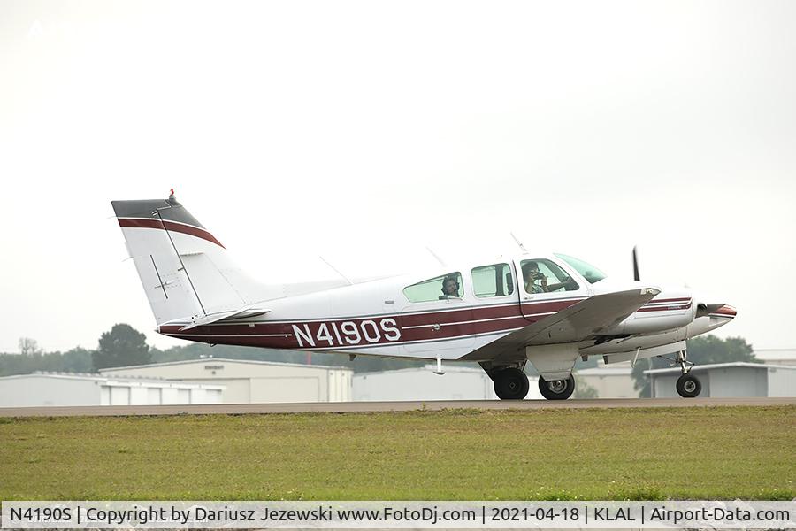 N4190S, 1975 Beech 95-B55 (T42A) Baron C/N TC-1863, Beech 95-B55 Baron (T-42A)  C/N TC-1863, N4190S