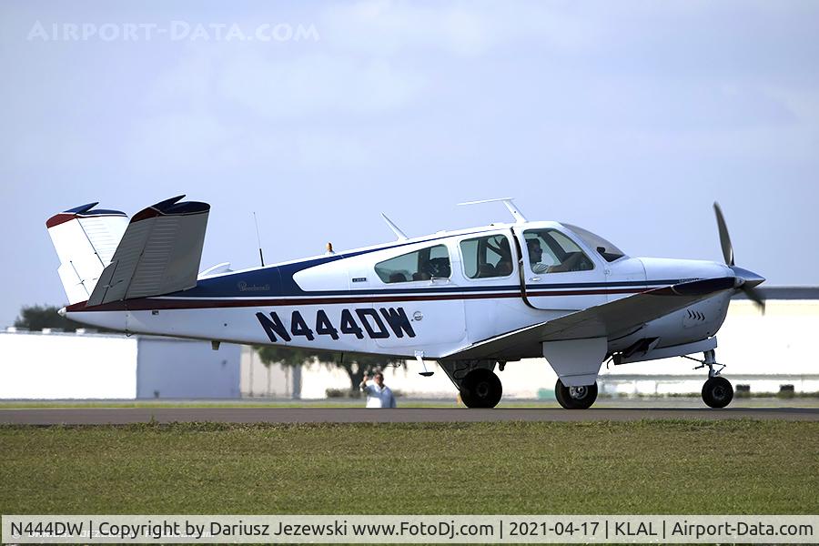 N444DW, 1972 Beech V35B Bonanza C/N D-9416, Beech V35B Bonanza  C/N D-9416, N444DW
