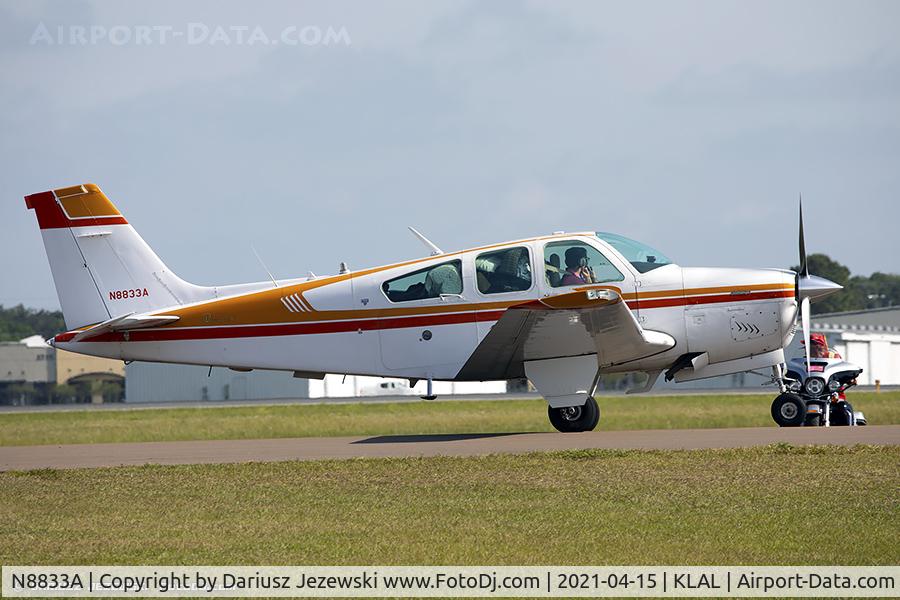 N8833A, 1982 Beech F33A Bonanza C/N CE-976, Beech F33A Bonanza  C/N CE-976, N8833A