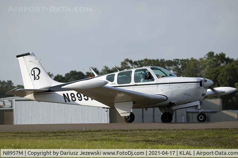 N8957M, 1963 Beech 35-B33 Debonair C/N CD-717, Beech 35-B33 Debonair  C/N CD-717, N8957M