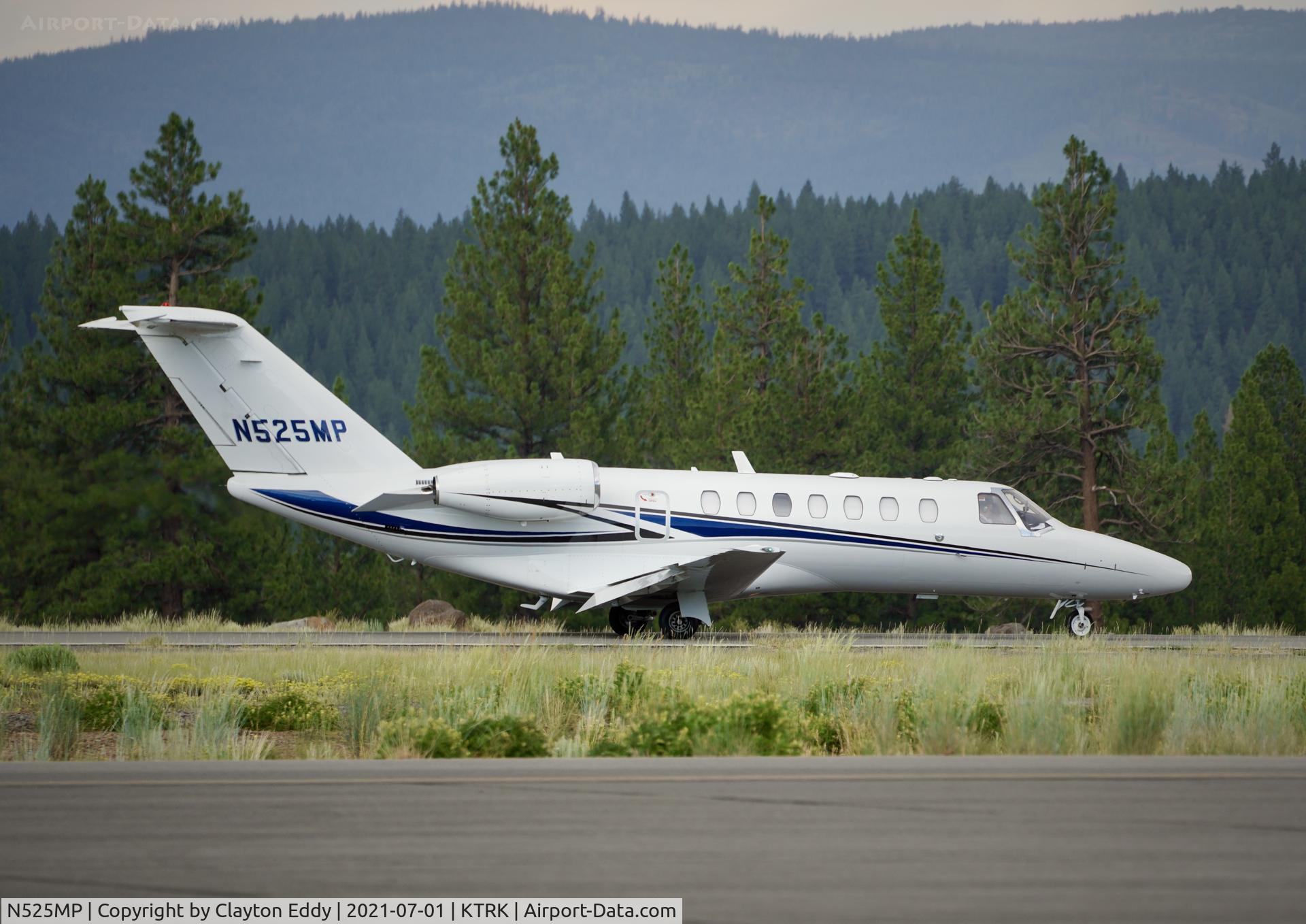 N525MP, 2006 Cessna 525B CitationJet CJ3 C/N 525B0088, Truckee airport California 2021.
