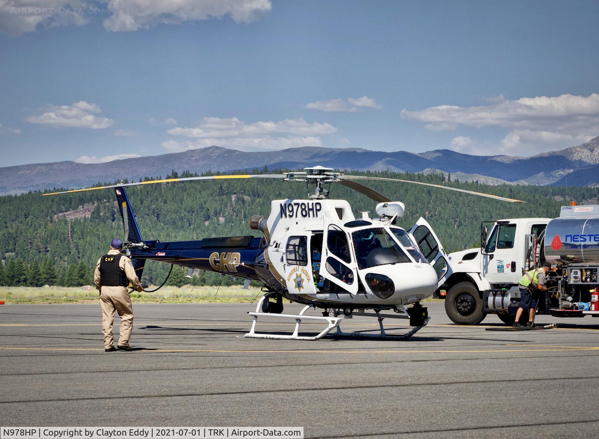 N978HP, 2014 Airbus Helicopters AS-350B-3 Ecureuil C/N 7915, Truckee airport California 2021.