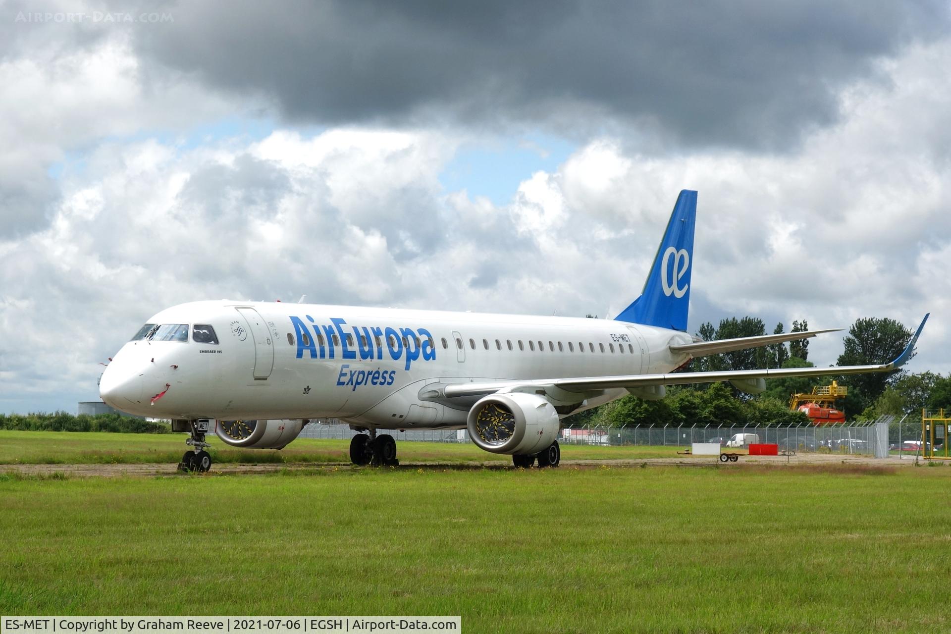 ES-MET, Embraer ERJ 190-200LR (ERJ-195) C/N 19000276, Parked in storage at Norwich.