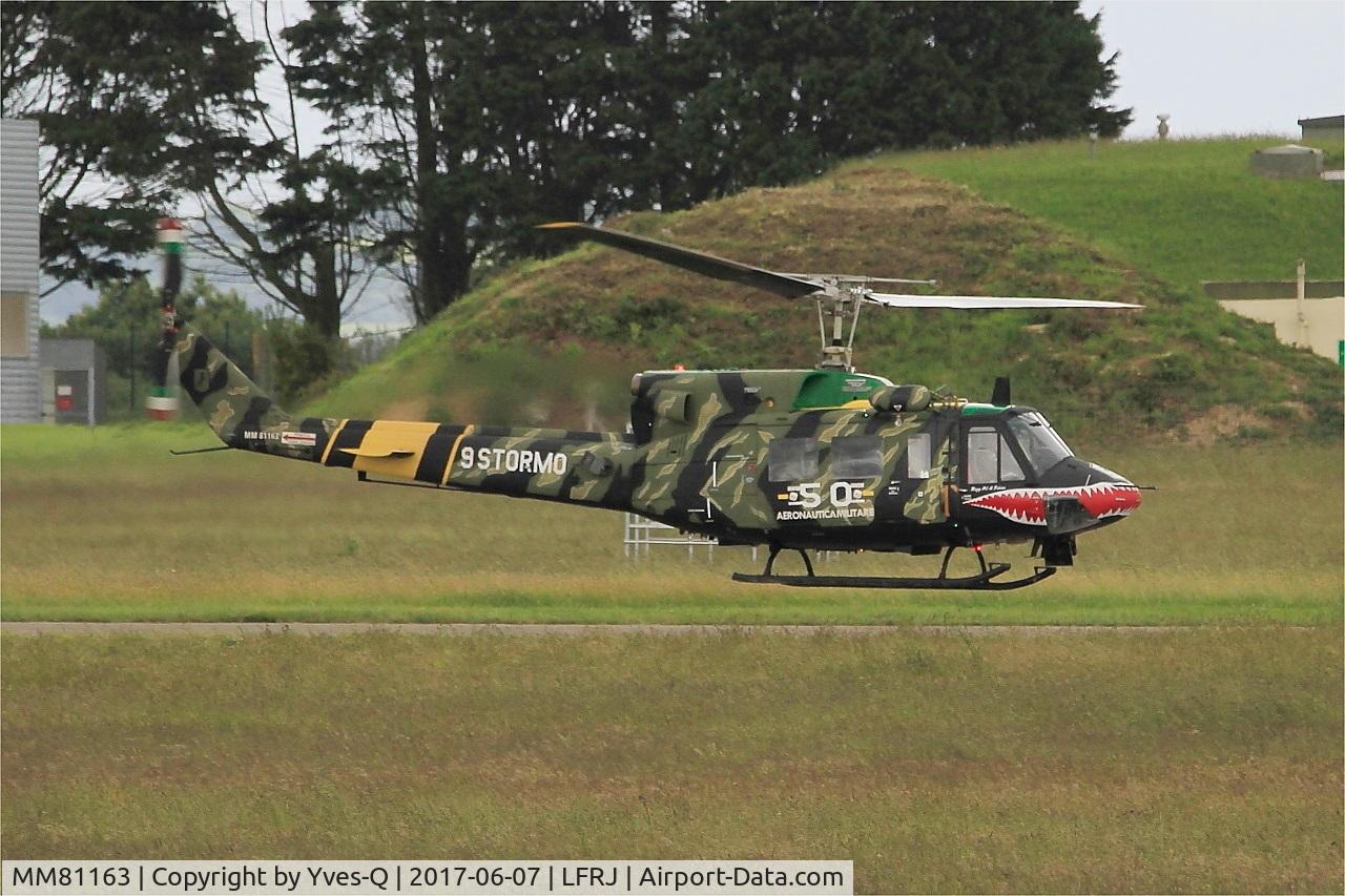 MM81163, Agusta AB-212 C/N 5820, Agusta AB-212, Take off, Landivisiau Naval Air Base (LFRJ) Tiger Meet 2017