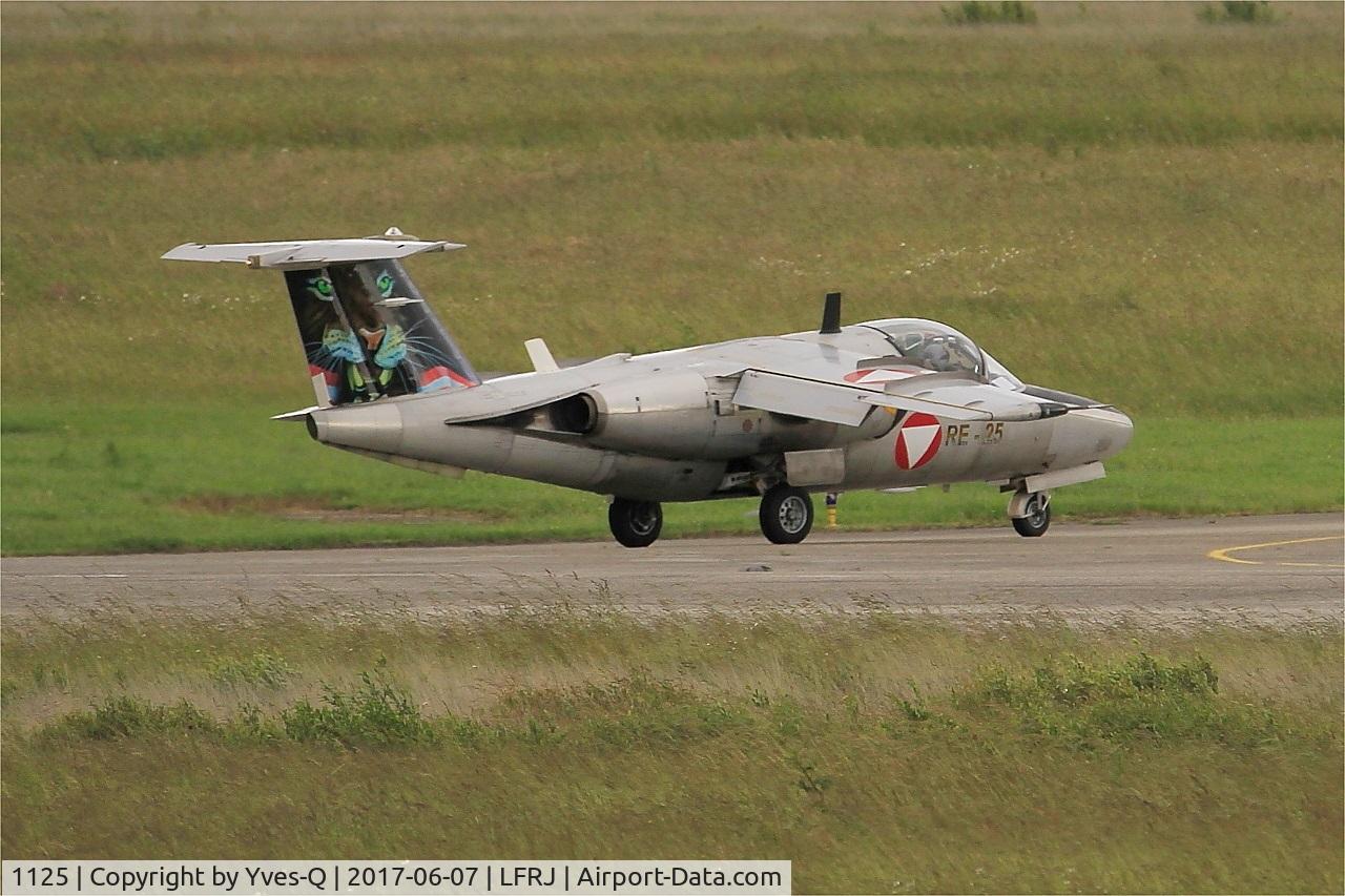 1125, Saab 105OE C/N 105425, Saab 105OE, Taxiing to flight line, Landivisiau Naval Air Base (LFRJ) Tiger Meet 2017