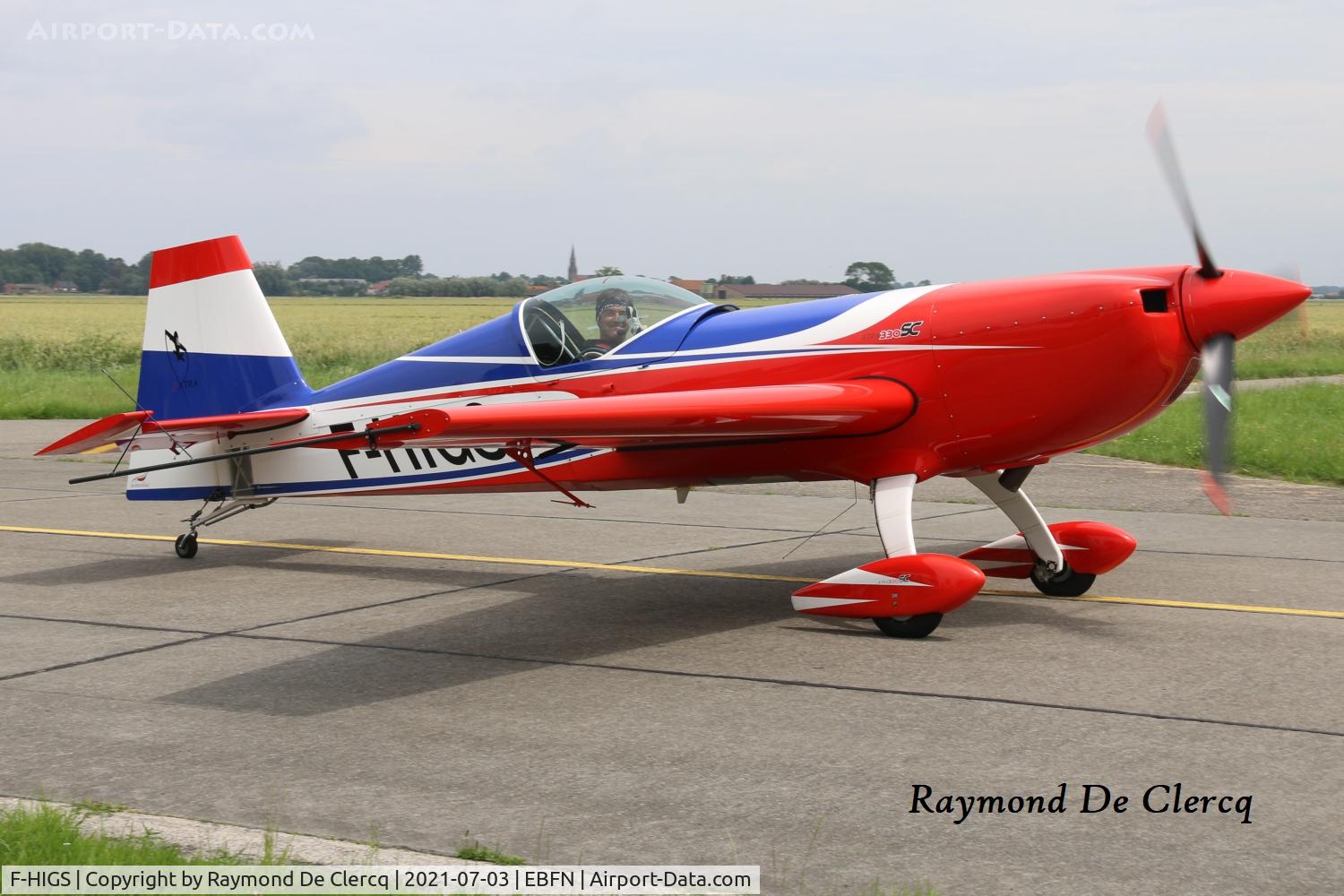 F-HIGS, Extra EA-300SC C/N SC033, Alex Hory at the Belgian Open Aerobatic Championship at Koksijde.